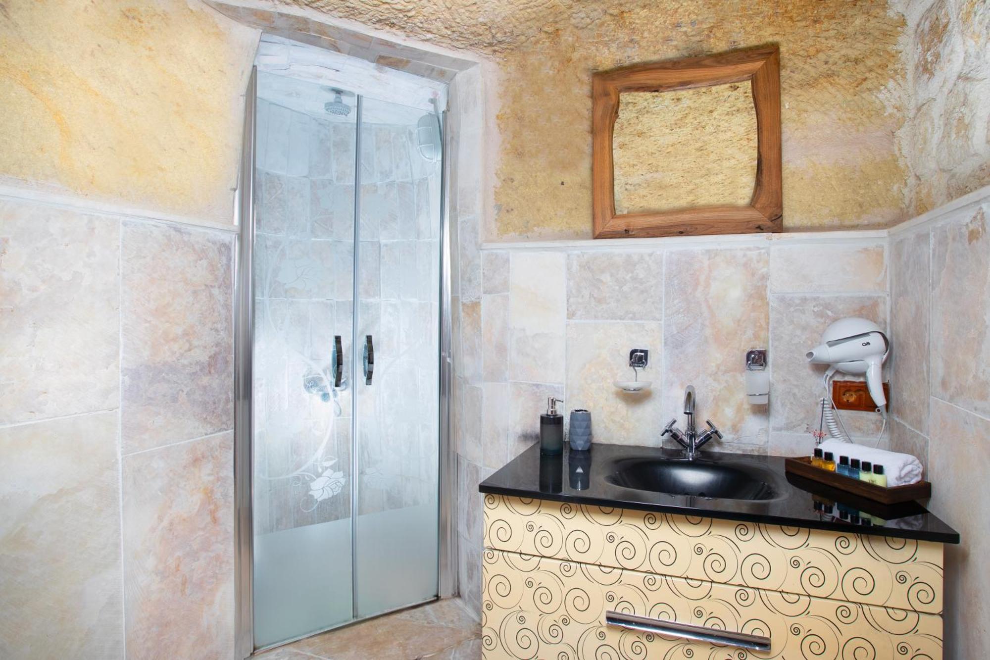 Romantic Cave Hotel Nevşehir Eksteriør billede